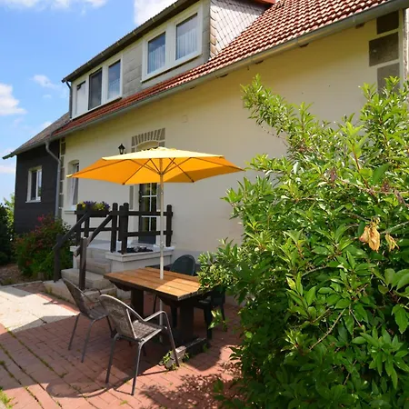 Ferienhaus In Mit Terrasse, Cleaning Included Stormbruch